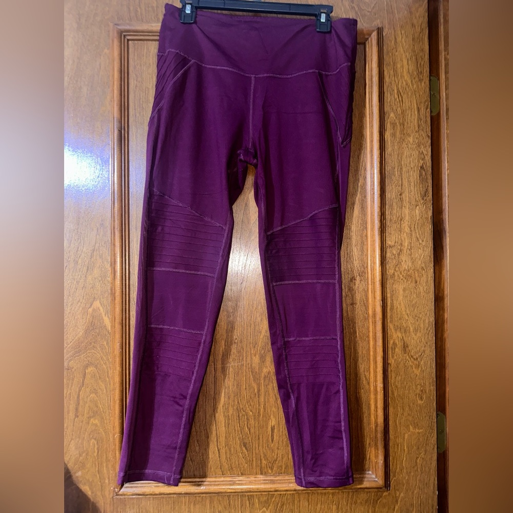 VS sport leggings
